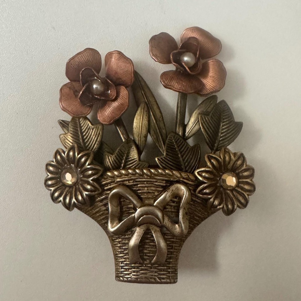 Vintage Mixed Metal Flower Basket Brooch Pearl Rhinestone Floral Pin 1980's